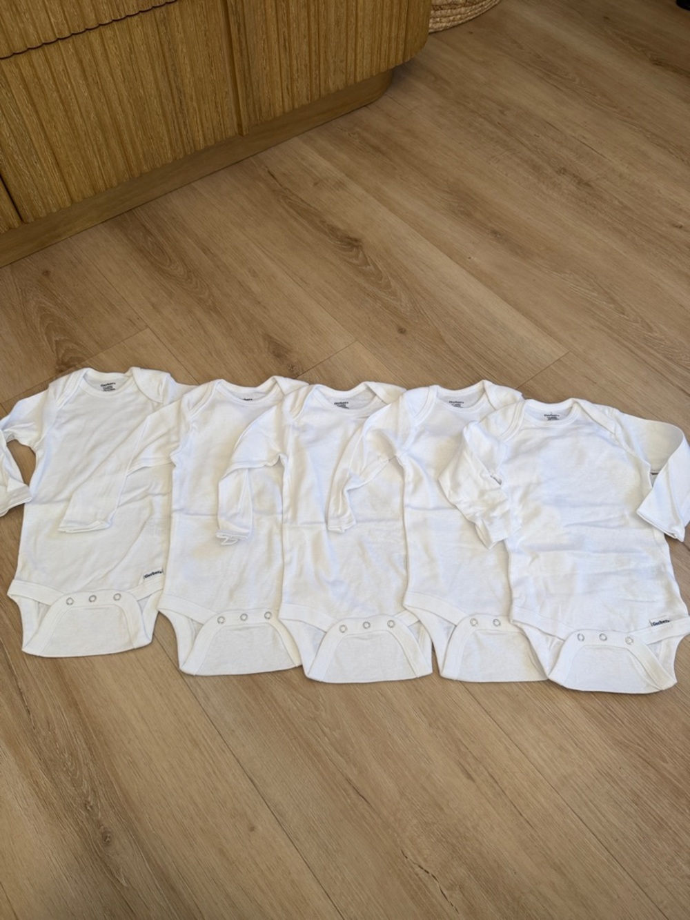 Gerber White Long-Sleeve Baby Bodysuits - Pack of 5